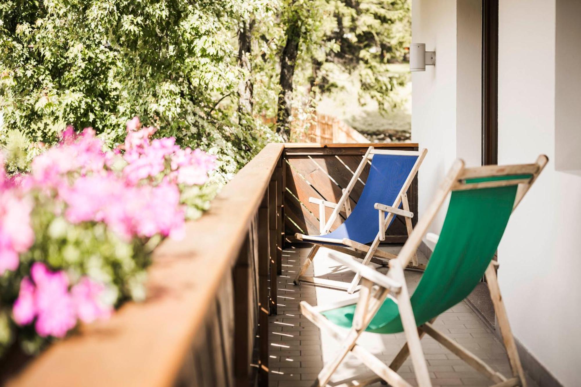 Hotel Ladinia La Villa  Extérieur photo